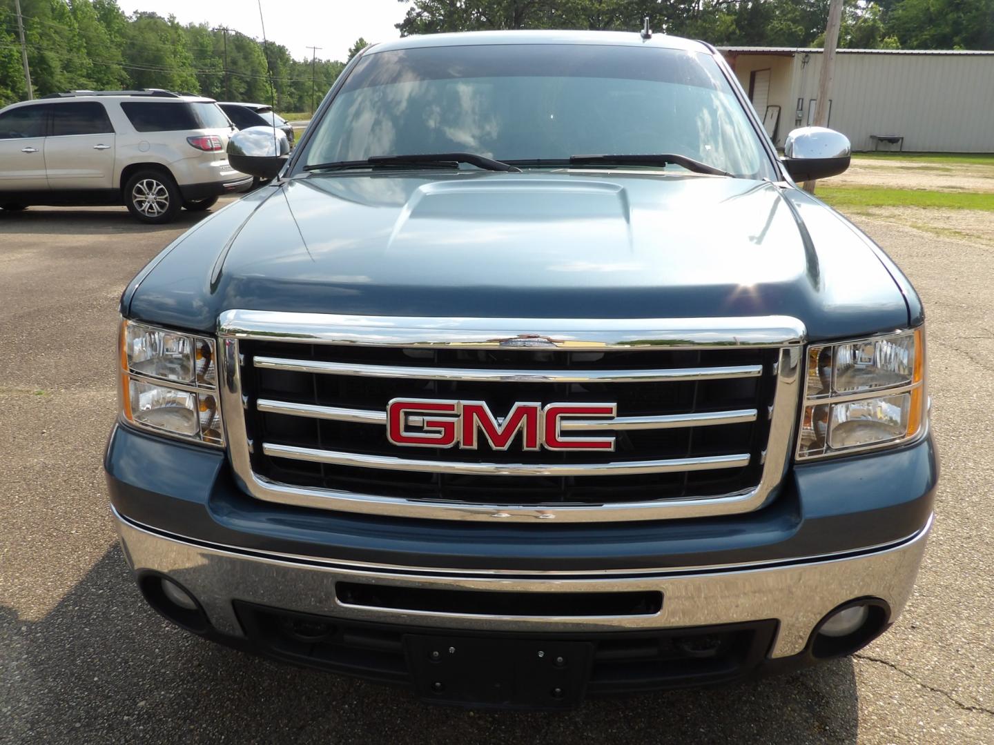 2012 Teal Blue Metallic /Black GMC Sierra 1500 SLE Crew Cab 2WD (3GTP1VE0XCG) with an 5.3L V8 OHV 16V FFV engine, 6-Speed Automatic transmission, located at 401 First NE, Bearden, AR, 71720, (870) 687-3414, 33.726528, -92.611519 - Photo#14