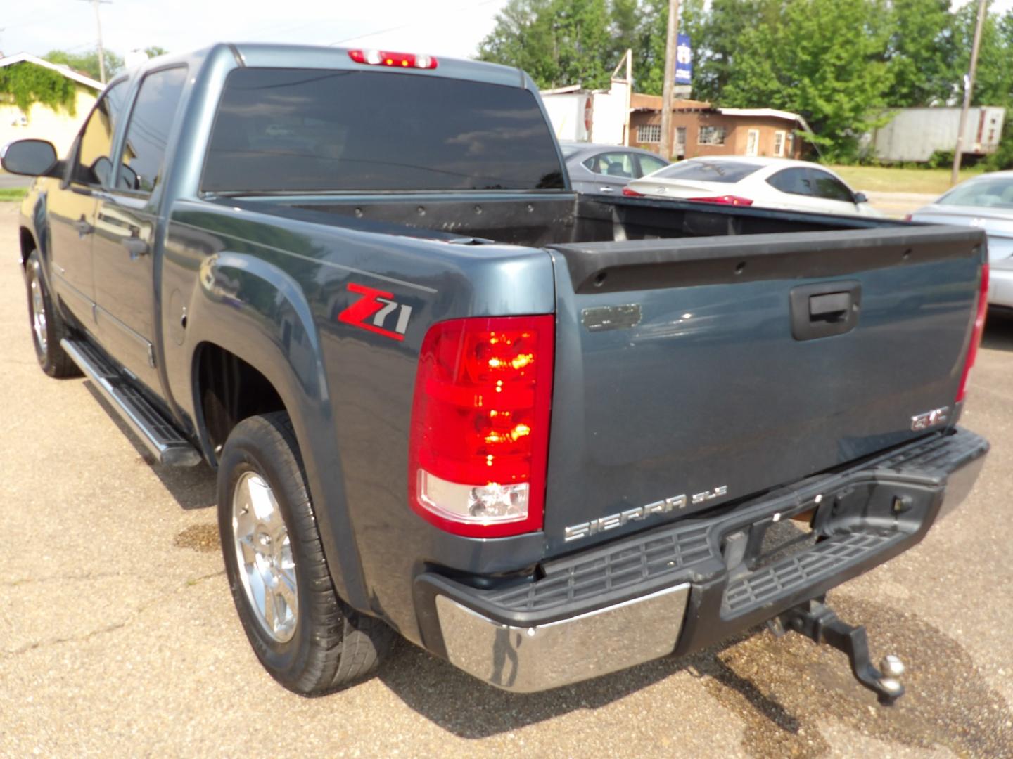 2012 Teal Blue Metallic /Black GMC Sierra 1500 SLE Crew Cab 2WD (3GTP1VE0XCG) with an 5.3L V8 OHV 16V FFV engine, 6-Speed Automatic transmission, located at 401 First NE, Bearden, AR, 71720, (870) 687-3414, 33.726528, -92.611519 - Photo#2