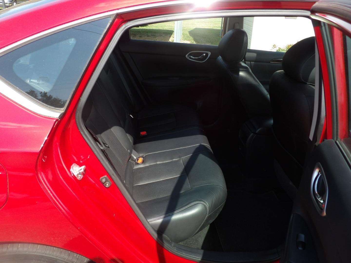 2014 Carmine Red Metallic /Black Nissan Sentra S 6MT (3N1AB7AP5EL) with an 1.8L L4 SFI DOHC 16V engine, 6-Speed Automatic transmission, located at 401 First NE, Bearden, AR, 71720, (870) 687-3414, 33.726528, -92.611519 - Photo#16