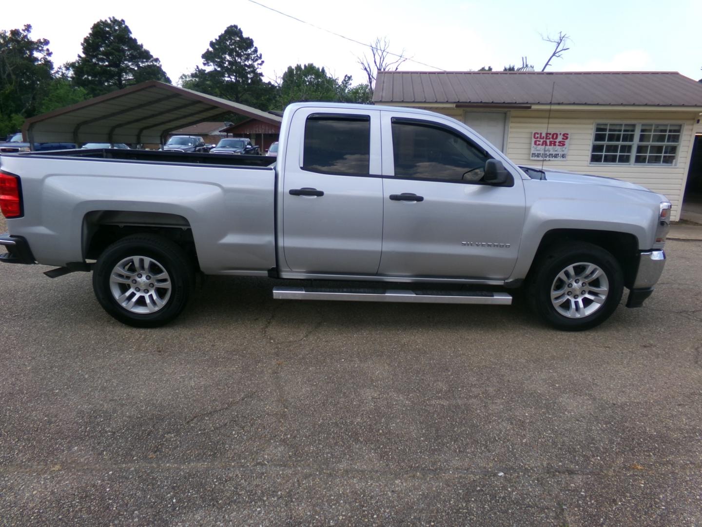 2016 Switchblade Silver /Gray Chevrolet Silverado 1500 Double Cab 2WD (1GCRCNEH8GZ) with an 4.3L V6 OHV 12V engine, 6-speed automatic transmission, located at 401 First NE, Bearden, AR, 71720, (870) 687-3414, 33.726528, -92.611519 - Photo#18