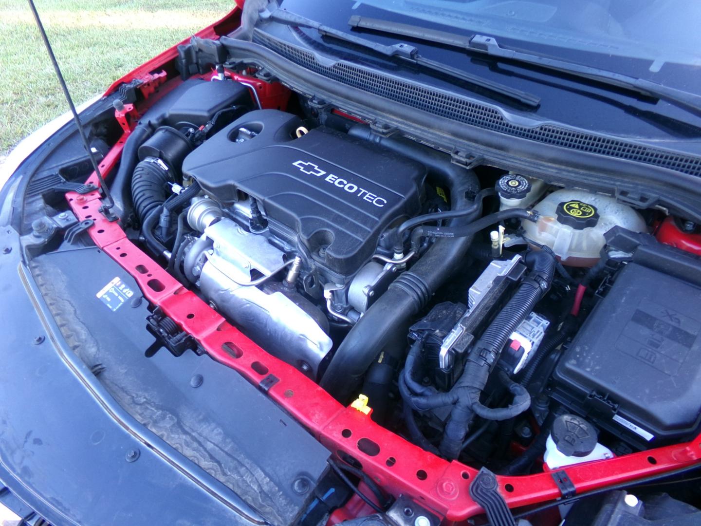 2016 Torch Red /Black Chevrolet Cruze LT (1G1BE5SM3G7) with an 1.4L Ecotec engine, automatic transmission, located at 401 First NE, Bearden, AR, 71720, (870) 687-3414, 33.726528, -92.611519 - Photo#5