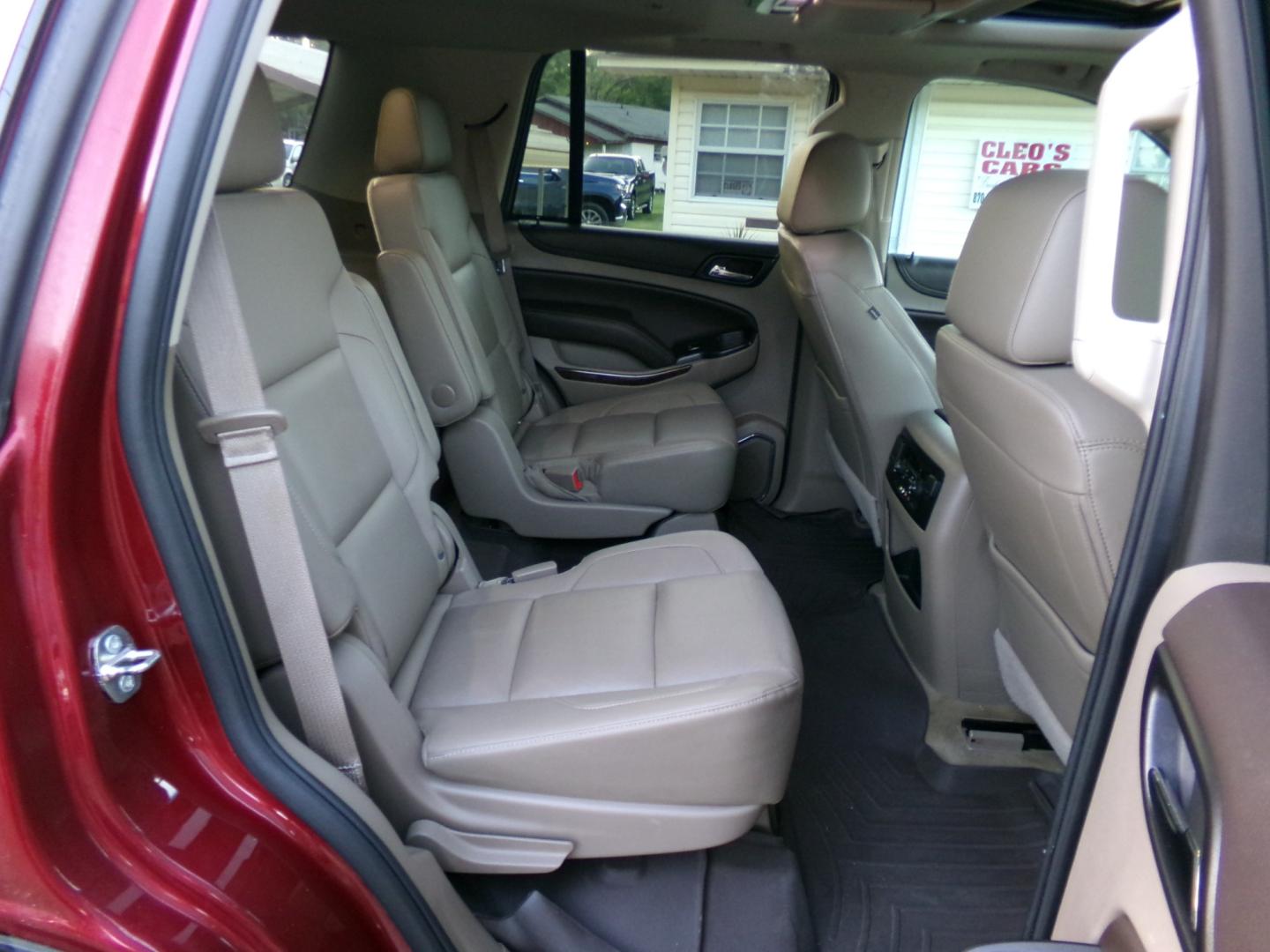 2016 Crystal Claret Tincoat /Tan Chevrolet Tahoe LT (1GNSKBKC9GR) with an 5.3L V8 engine, Automatic transmission, located at 401 First NE, Bearden, AR, 71720, (870) 687-3414, 33.726528, -92.611519 - Photo#20