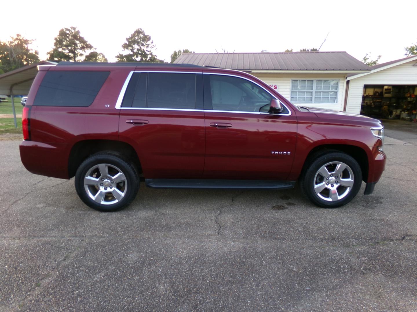 2016 Crystal Claret Tincoat /Tan Chevrolet Tahoe LT (1GNSKBKC9GR) with an 5.3L V8 engine, Automatic transmission, located at 401 First NE, Bearden, AR, 71720, (870) 687-3414, 33.726528, -92.611519 - Photo#28