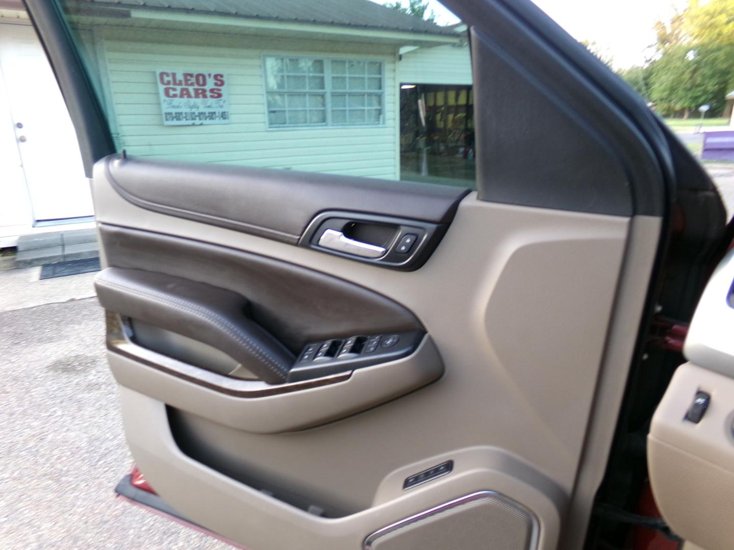 2016 Crystal Claret Tincoat /Tan Chevrolet Tahoe LT (1GNSKBKC9GR) with an 5.3L V8 engine, Automatic transmission, located at 401 First NE, Bearden, AR, 71720, (870) 687-3414, 33.726528, -92.611519 - Photo#8