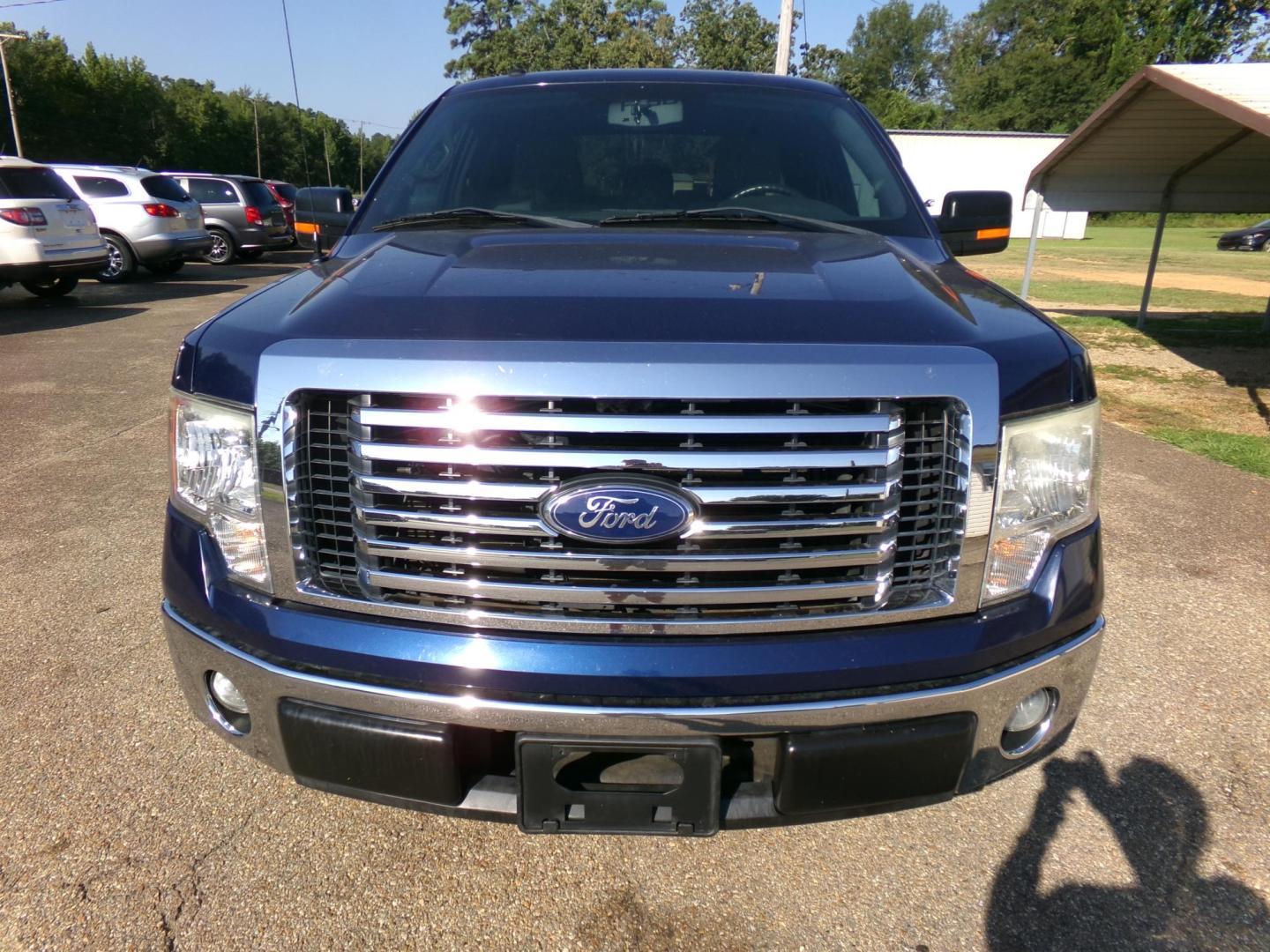 2012 Dark Blue Pearl /Gray Ford F-150 XLT (1FTEX1CM8CK) with an 3.7L engine, 6-speed automatic transmission, located at 401 First NE, Bearden, AR, 71720, (870) 687-3414, 33.726528, -92.611519 - Photo#23