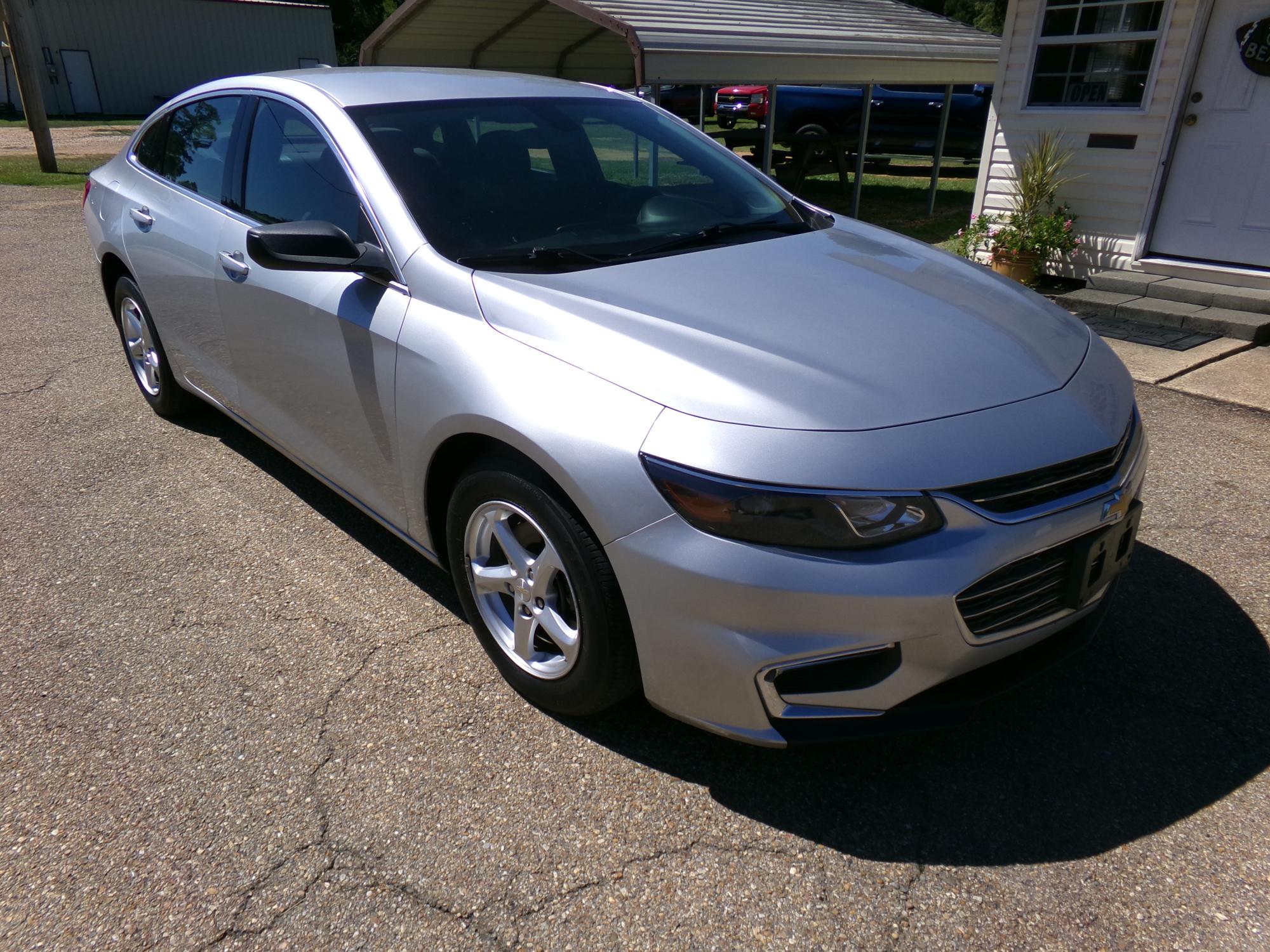 photo of 2018 Chevrolet Malibu LS