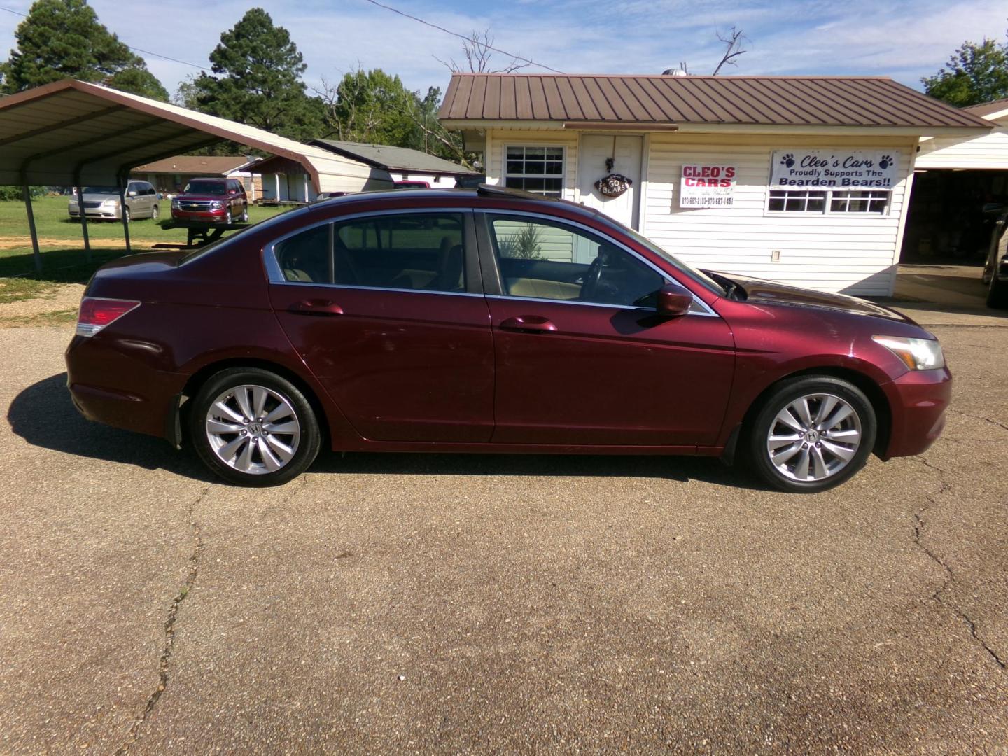 2011 Burgandy /Tan Honda Accord EX-L Sedan AT (1HGCP2F8XBA) with an 2.4L L4 DOHC 16V engine, 5-Speed Automatic transmission, located at 401 First NE, Bearden, AR, 71720, (870) 687-3414, 33.726528, -92.611519 - Photo#1