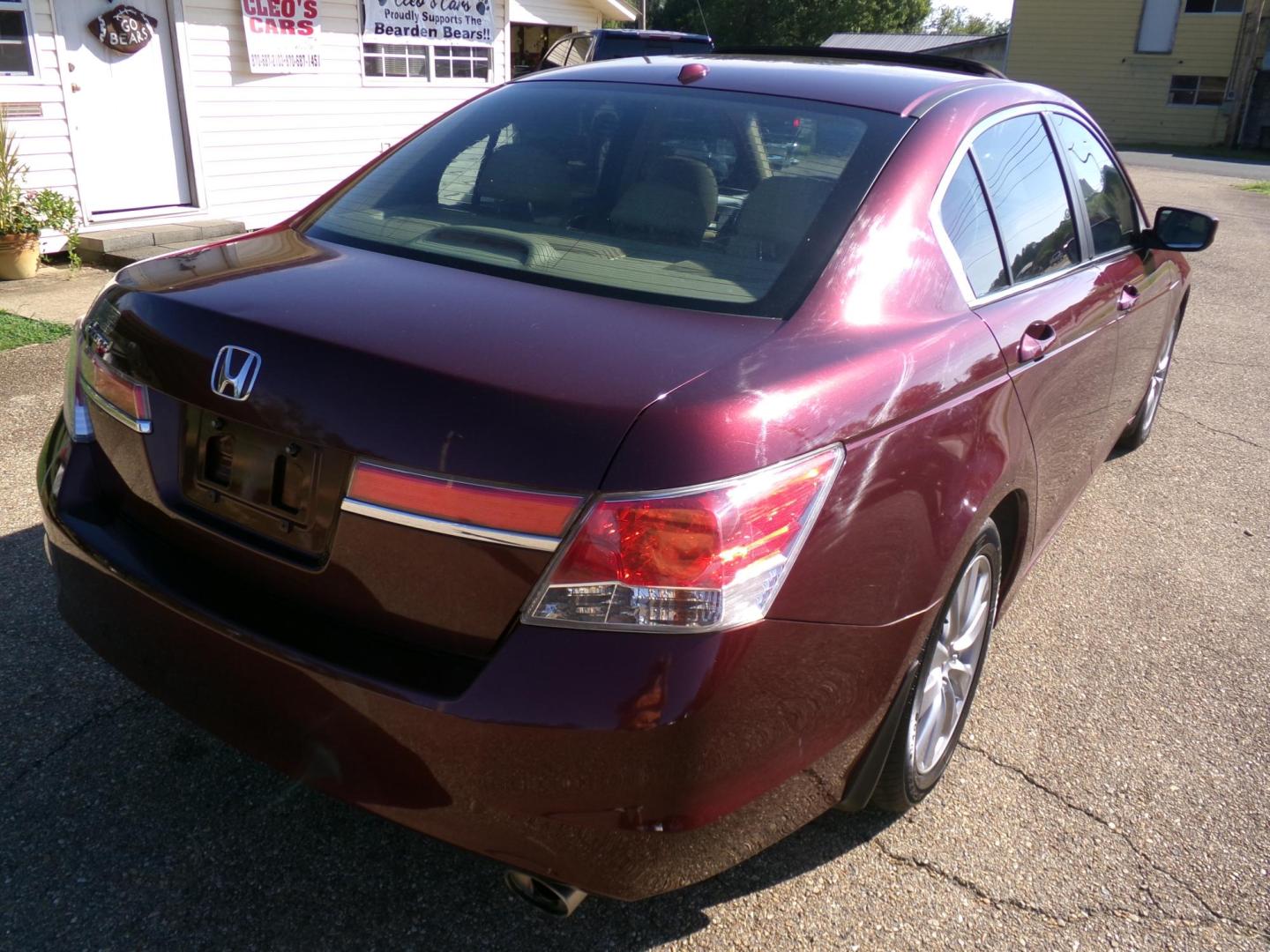 2011 Burgandy /Tan Honda Accord EX-L Sedan AT (1HGCP2F8XBA) with an 2.4L L4 DOHC 16V engine, 5-Speed Automatic transmission, located at 401 First NE, Bearden, AR, 71720, (870) 687-3414, 33.726528, -92.611519 - Photo#2