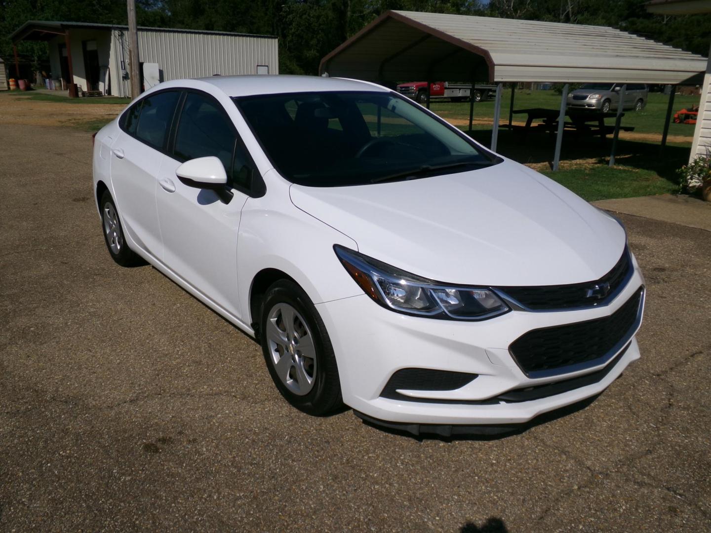 2018 /Charcoal Chevrolet Cruze LS Auto (1G1BC5SM4J7) with an 1.4L L4 DOHC 16V TURBO engine, 6A transmission, located at 401 First NE, Bearden, AR, 71720, (870) 687-3414, 33.726528, -92.611519 - Photo#22