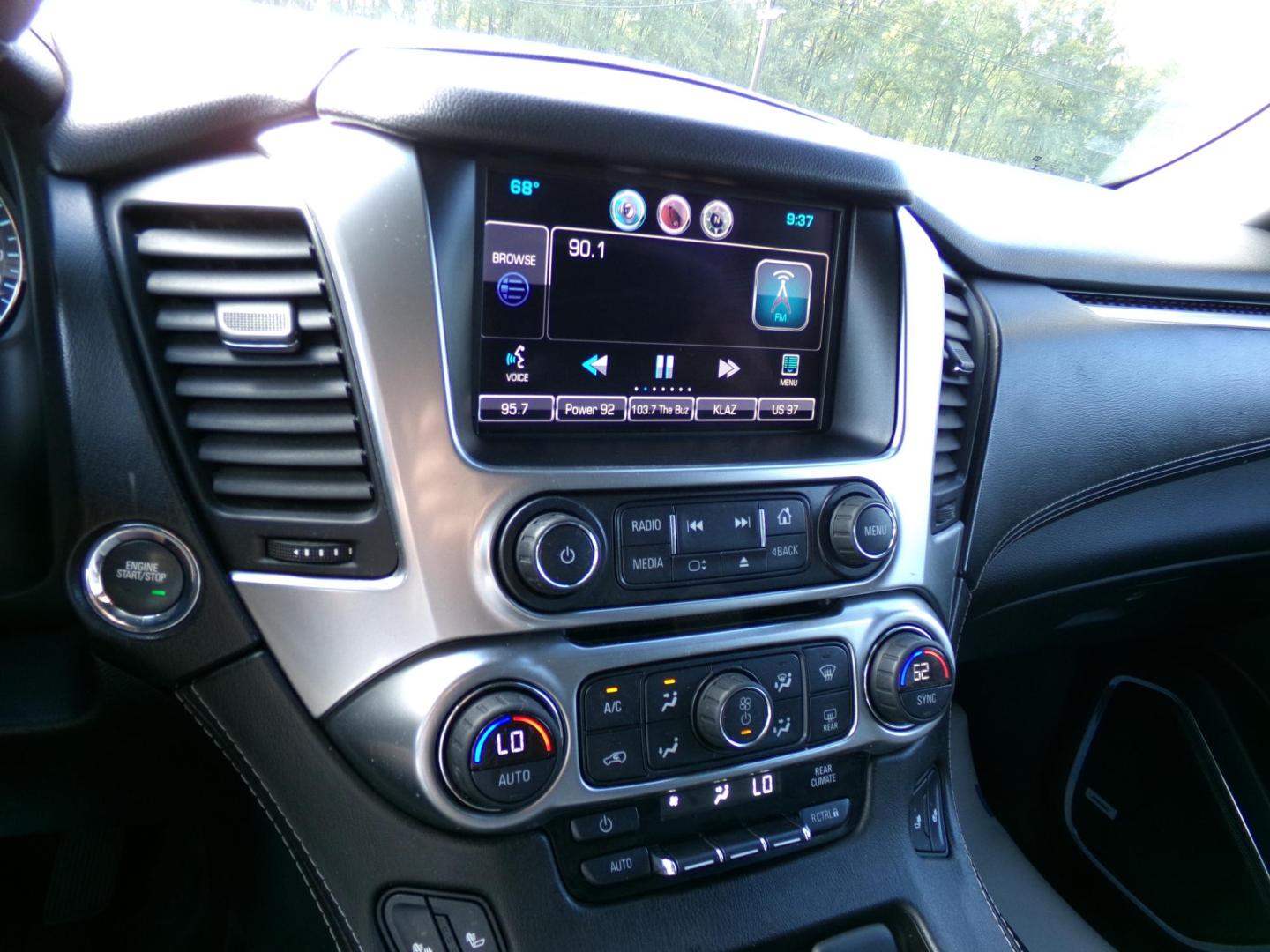 2015 Black /Black Chevrolet Tahoe LT 4WD (1GNSKBKCXFR) with an 5.3L V8 OHV 16V engine, 6-Speed Automatic transmission, located at 401 First NE, Bearden, AR, 71720, (870) 687-3414, 33.726528, -92.611519 - CARFAX-CERTIFIED ONE OWNER! - Photo#13