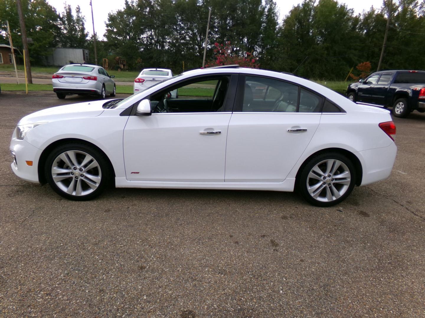 2015 Olympic White /Black Chevrolet Cruze LTZ Auto (1G1PG5SB2F7) with an 1.4L L4 DOHC 16V TURBO engine, 6-Speed Automatic transmission, located at 401 First NE, Bearden, AR, 71720, (870) 687-3414, 33.726528, -92.611519 - Photo#1