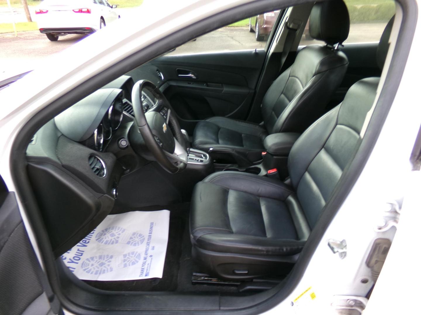 2015 Olympic White /Black Chevrolet Cruze LTZ Auto (1G1PG5SB2F7) with an 1.4L L4 DOHC 16V TURBO engine, 6-Speed Automatic transmission, located at 401 First NE, Bearden, AR, 71720, (870) 687-3414, 33.726528, -92.611519 - Photo#6