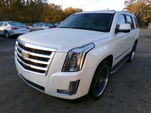 2015 Cadillac Escalade Luxury 2WD