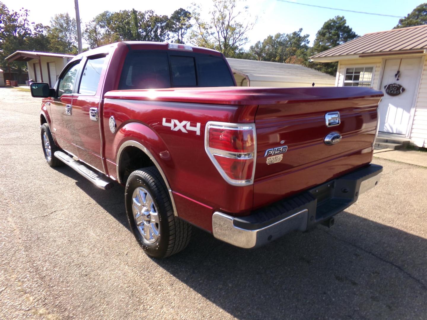 2013 Ford F-150 XLT SuperCrew 6.5-ft. Bed 4WD (1FTFW1ET8DF) with an 3.5L V6 TURBO engine, 6-Speed Automatic transmission, located at 401 First NE, Bearden, AR, 71720, (870) 687-3414, 33.726528, -92.611519 - Photo#2