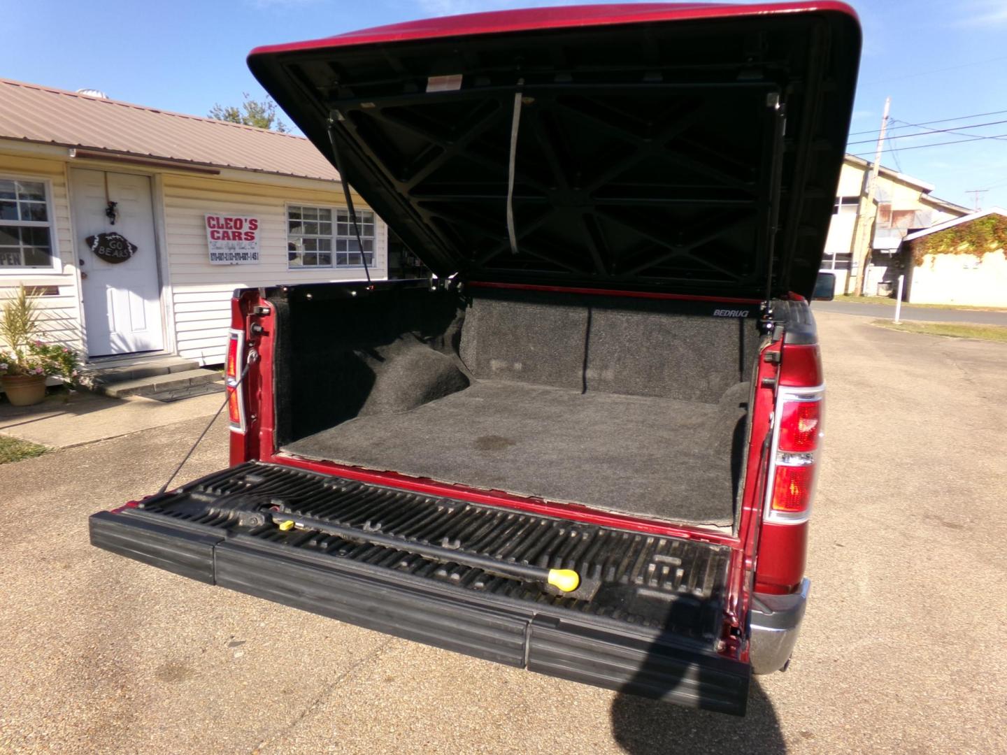 2013 Ford F-150 XLT SuperCrew 6.5-ft. Bed 4WD (1FTFW1ET8DF) with an 3.5L V6 TURBO engine, 6-Speed Automatic transmission, located at 401 First NE, Bearden, AR, 71720, (870) 687-3414, 33.726528, -92.611519 - Photo#3