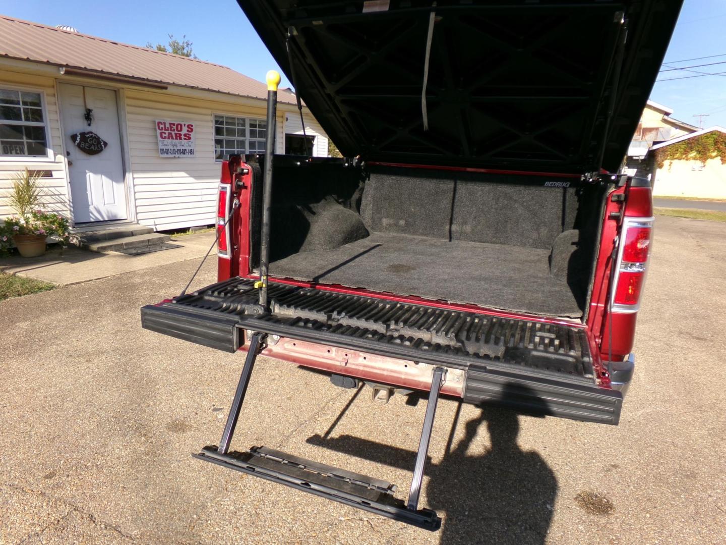 2013 Ford F-150 XLT SuperCrew 6.5-ft. Bed 4WD (1FTFW1ET8DF) with an 3.5L V6 TURBO engine, 6-Speed Automatic transmission, located at 401 First NE, Bearden, AR, 71720, (870) 687-3414, 33.726528, -92.611519 - Photo#4