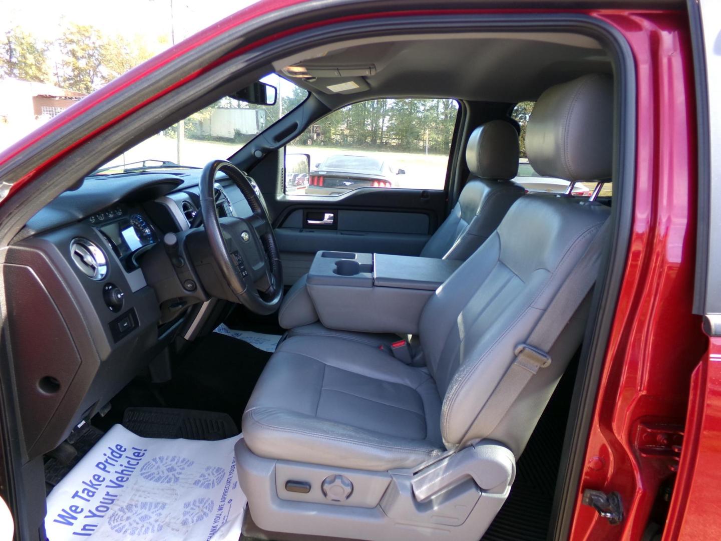 2013 Ford F-150 XLT SuperCrew 6.5-ft. Bed 4WD (1FTFW1ET8DF) with an 3.5L V6 TURBO engine, 6-Speed Automatic transmission, located at 401 First NE, Bearden, AR, 71720, (870) 687-3414, 33.726528, -92.611519 - Photo#8