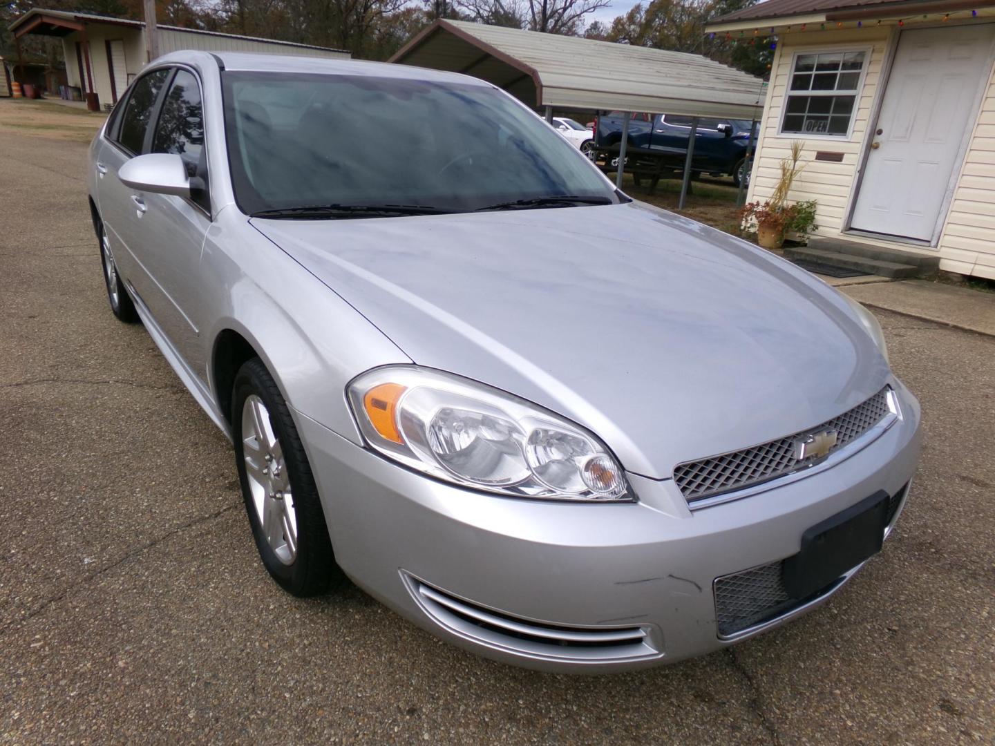 2013 Chevrolet Impala LT (Fleet) (2G1WG5E34D1) with an 3.6L V6 DOHC 16V FFV engine, 6-Speed Automatic transmission, located at 401 First NE, Bearden, AR, 71720, (870) 687-3414, 33.726528, -92.611519 - Photo#19