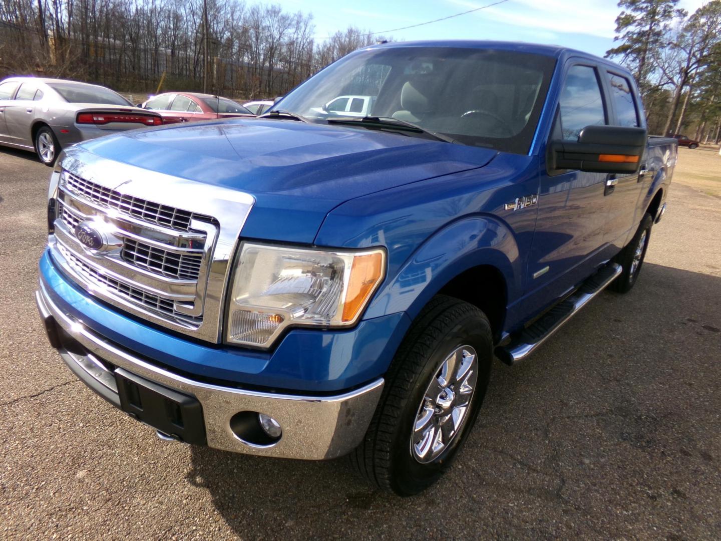 2014 Blue Flame Metallic /Gray Ford F-150 XLT SuperCrew 5.5-ft. Bed 4WD (1FTFW1ET5EK) with an 3.5L V6 TURBO engine, 6-Speed Automatic transmission, located at 401 First NE, Bearden, AR, 71720, (870) 687-3414, 33.726528, -92.611519 - Photo#0