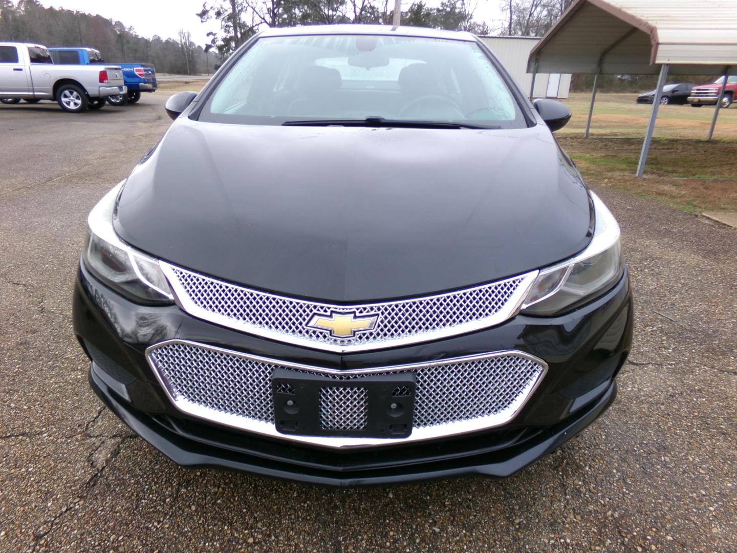 2017 Chevrolet Cruze LT Auto (1G1BE5SM8H7) with an 1.4L L4 DOHC 16V TURBO engine, 6A transmission, located at 401 First NE, Bearden, AR, 71720, (870) 687-3414, 33.726528, -92.611519 - Photo#20